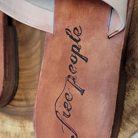 NWTs Free People Vicente Slide Sandal in Natural; Size 40 (10 US) - Picture 12 of 16